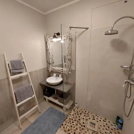 Parenzana Апартаменты *